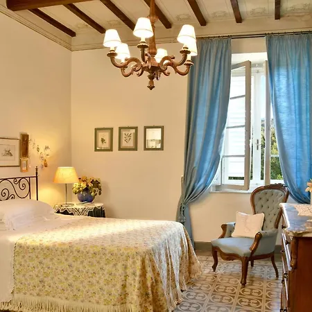 Carlotta Con Piscina Villa Lari