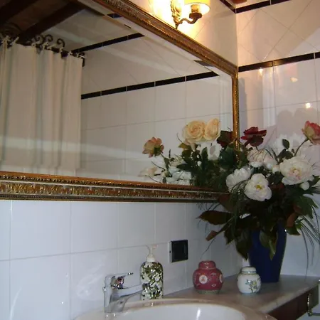 Villa Carlotta Con Piscina Lari